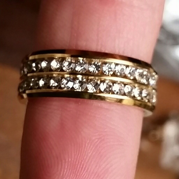 Jewelry - Ring